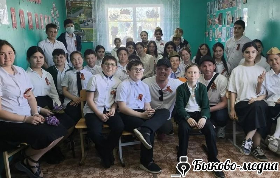 В Раздолье побывали артисты цирка