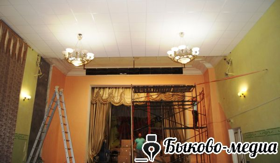 В Приморском Доме культуры продолжается ремонт зрительного зала