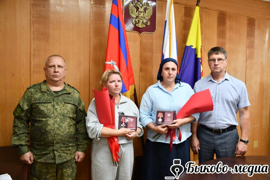 Государственные боевые награды переданы родным погибших бойцов