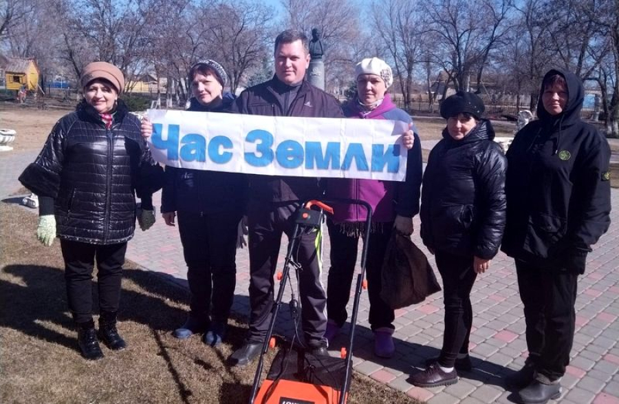 В Новоникольском провели акцию &laquo;Час Земли&raquo;