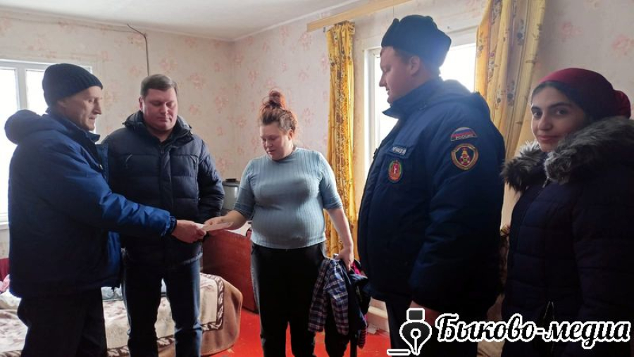 В Новоникольском общественный совет по делам несовершеннолетних провел рейд