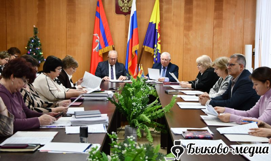 Депутаты района провели итоговое заседание 2025 года