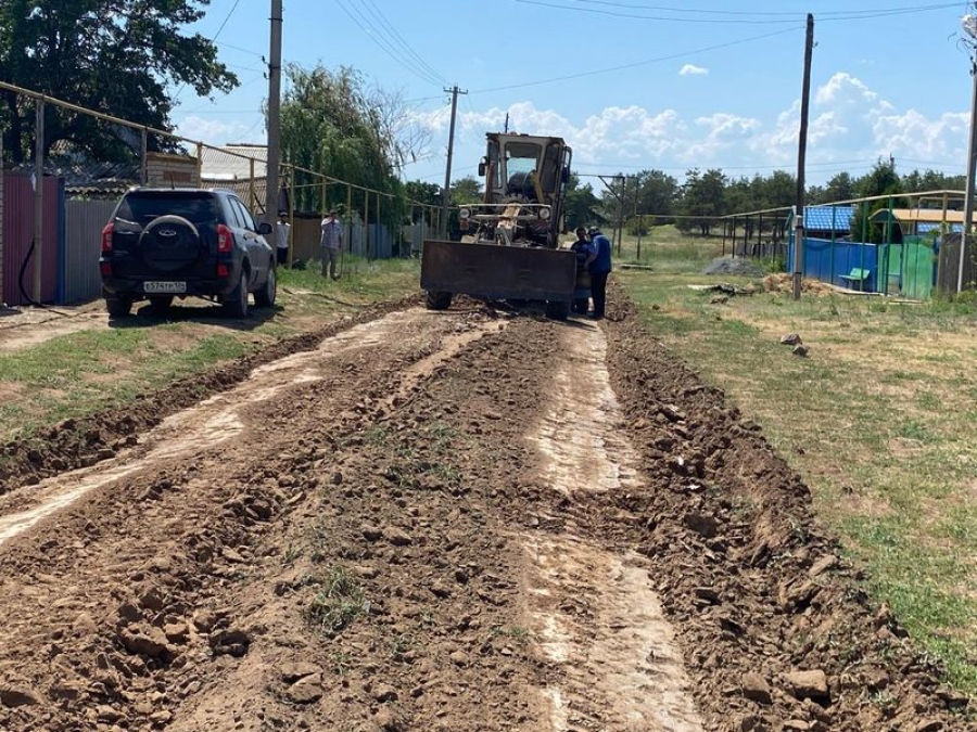 В Луговой Пролейке приступили к благоустройству улицы Южная