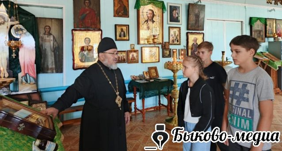 Воспитанники СРЦ посетили храм &laquo;Живоначальная Троица&raquo;