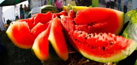 Вкусные и безопасные: первым волгоградским арбузам дали «зеленый» свет