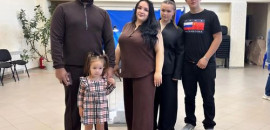 Многодетная семья Рудяковых из Ольховки отметила 17-летие свадьбы на избирательном участке