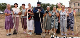 В Приморске прошёл субботник перед Днём села
