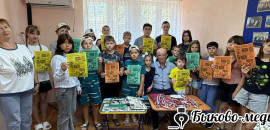 В Быковском ЦСОН состоялась встреча с Виктором Жуковым