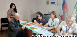 В Солдатско-Степном голосуют те, кто всю жизнь трудился для родной земли